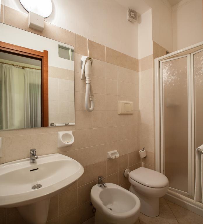 Hotel La Terrazza Cagliari Pokoj fotografie